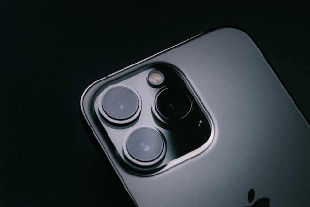 How Renting iPhones Offers Cost-Effective Solutions for Short-Term Needs